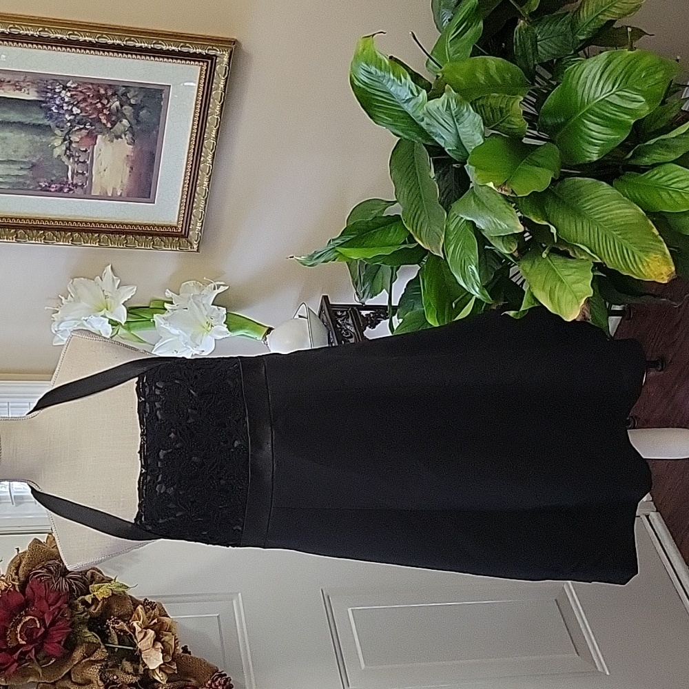 Target Limited Edition black halter dress lace bodice Aline skirt EmpireWaist 10